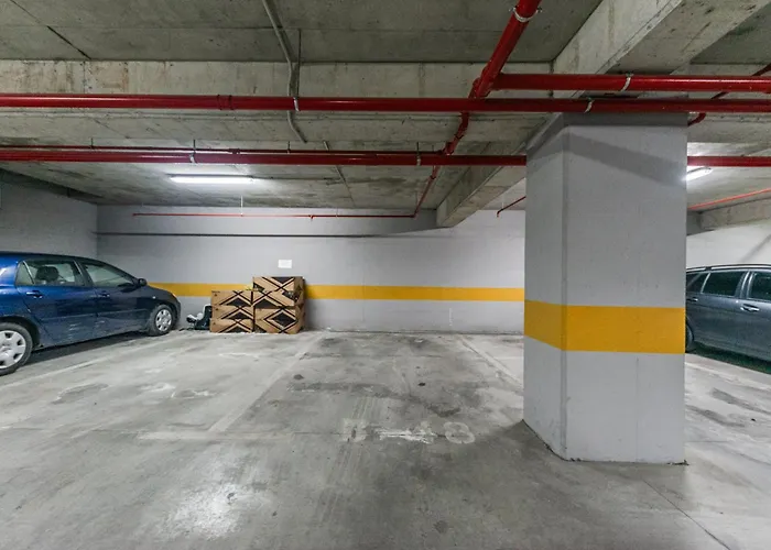 Mint By * ティラナ