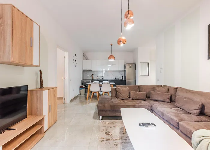 アパート Mint By