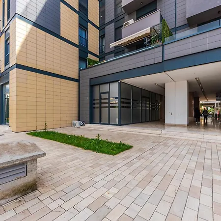 Mint By Lägenhet Tirana