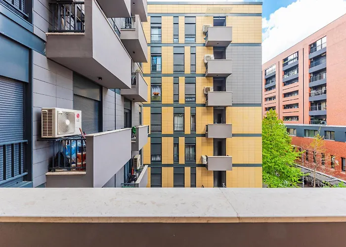 Mint By Lägenhet Tirana