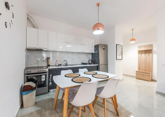 Mint By Lejlighed Tirana